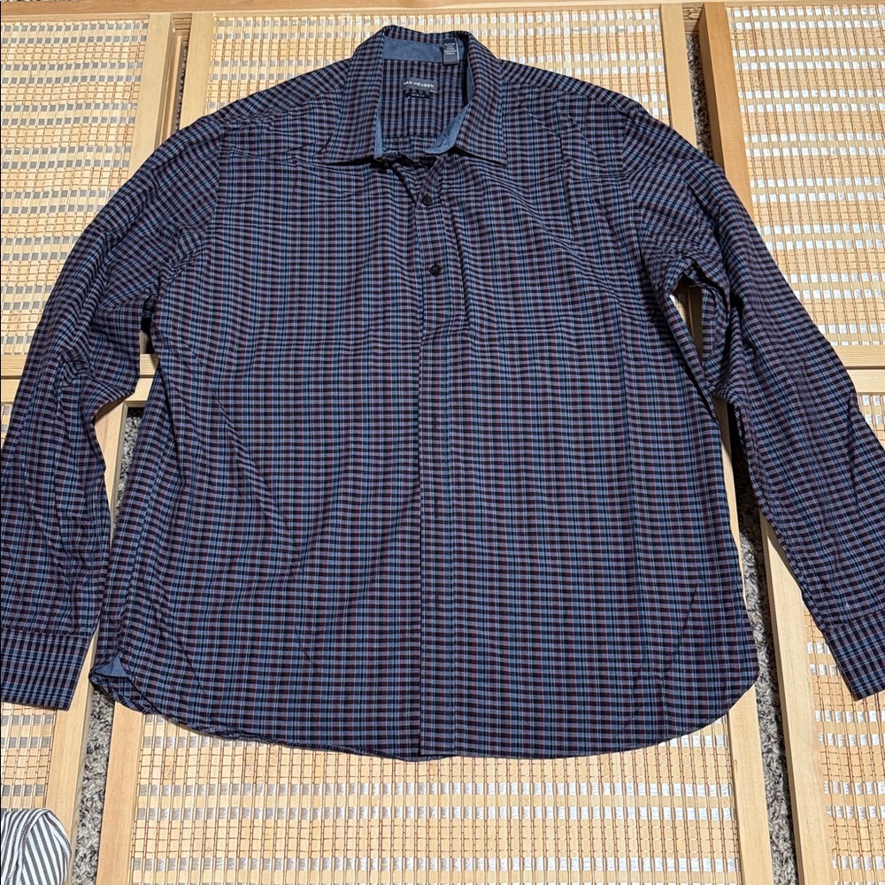 Van Heusen Blue and Red Casual Button Down Shirt XL 17-171/2